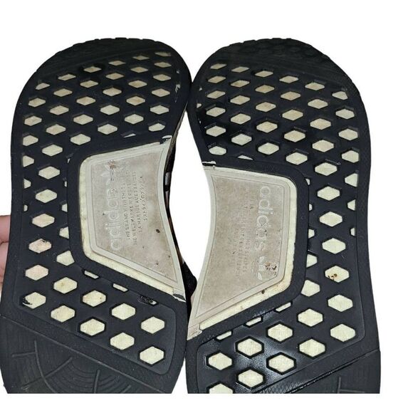 Adidas Women's NMD_R1 Black Running Shoes Pink Metallic Gently Worn Size 7 - Picture 6 of 6
